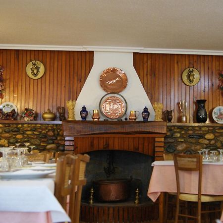 Hostal Pirineos Meliz Bielsa Kültér fotó